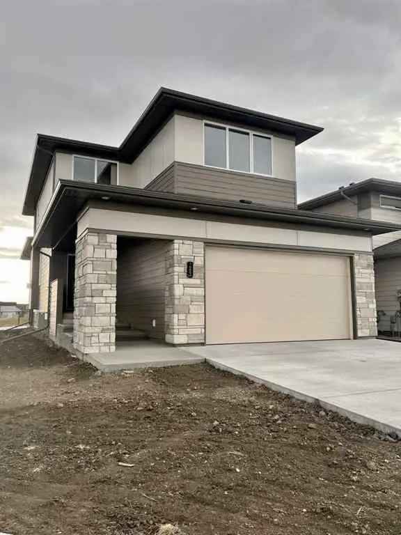 House For Rent in Lethbridge, Alberta