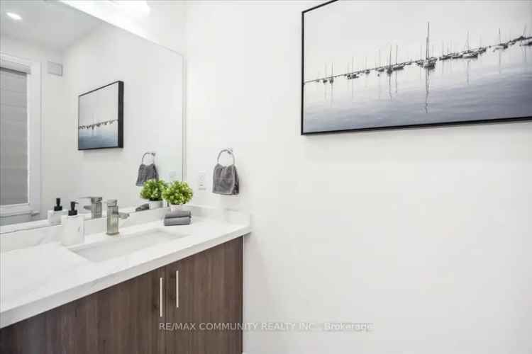 Modern 4-Bedroom Home in Newcastle - 2533 sq ft