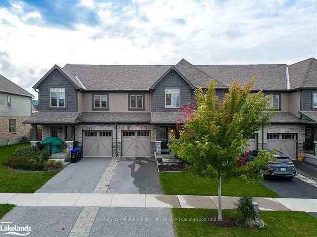 Meticulously Maintained 2-Storey Home in Summitview by Devonleigh