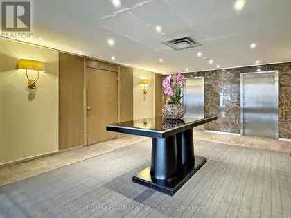 Luxury 2 Bed 2 Bath Condo in Midtown Toronto