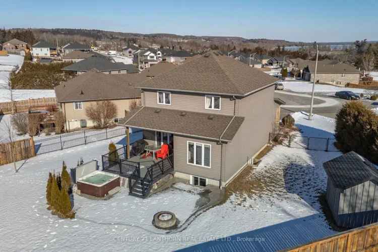 House For Sale in Quinte West, Ontario