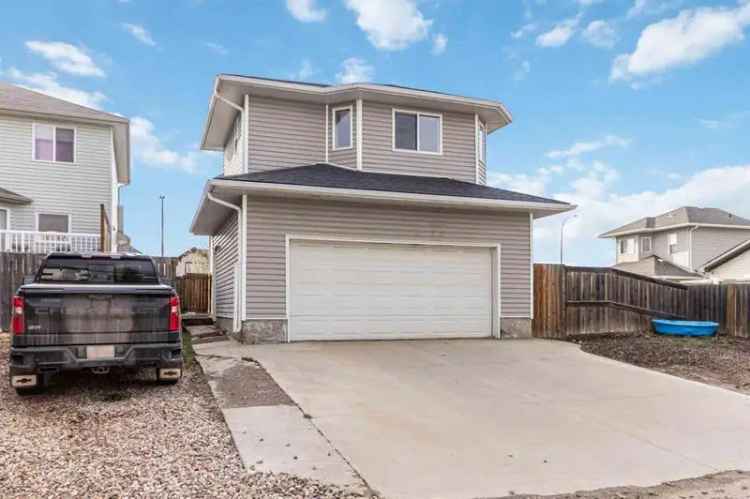 5 Bedroom 3 Bathroom Home with Legal Suite in Fort McMurray
