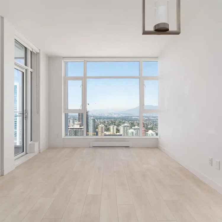 Station Square 1-Bedroom Condo Near Metrotown