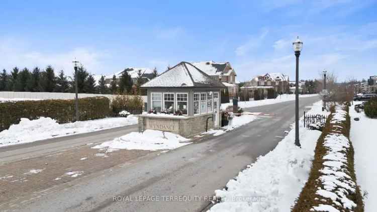 House For Sale in 20, Country Club Crescent, Uxbridge, Ontario