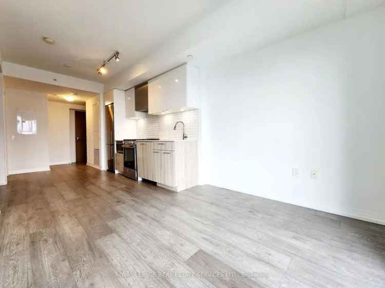 Condo For Rent in Toronto, Ontario