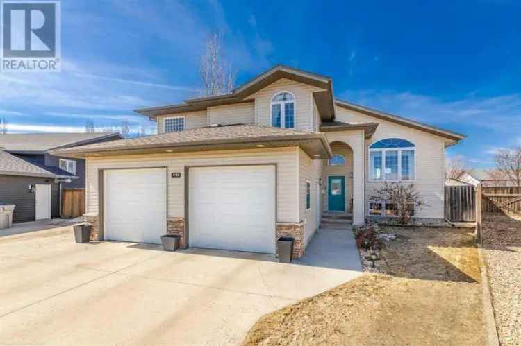 4 Bedroom Home in Parkview Lloydminster