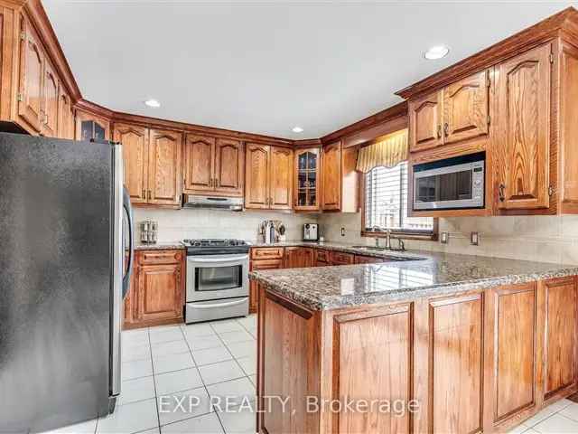 House For Sale in Niagara Falls, Ontario