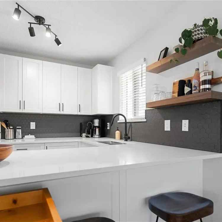 3-Bedroom Townhouse for Sale in Twelve Oaks