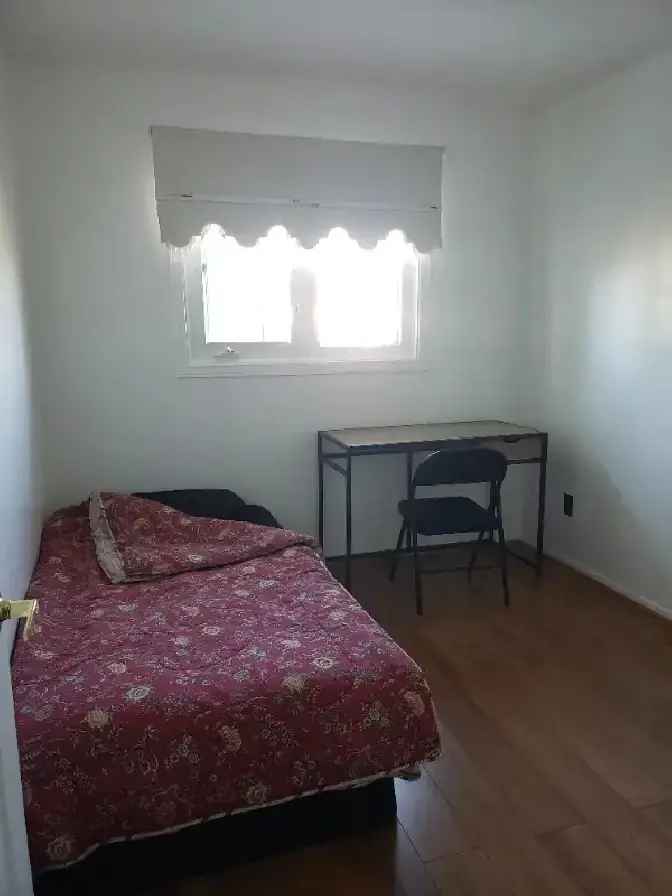 Room for rent