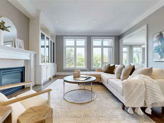 House For Sale in Richmond Hill, Ontario