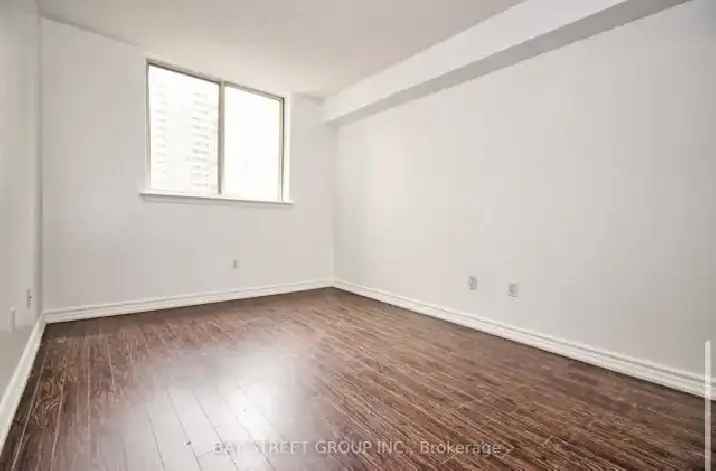 Large 1 Den Condo for Lease Bay and Bloor