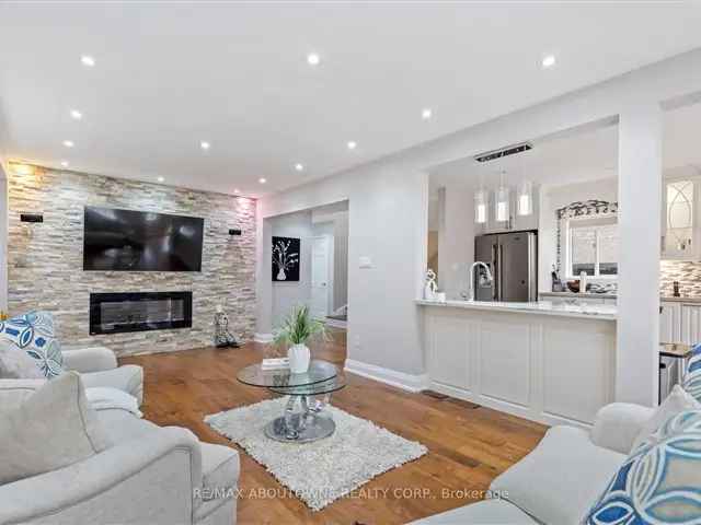 House For Sale in Mississauga, Ontario