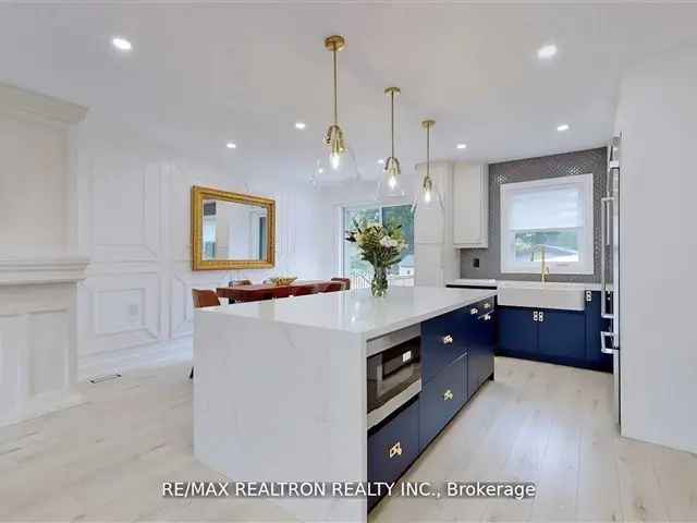 House For Sale in Richmond Hill, Ontario