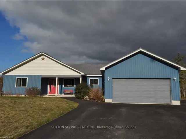 Beachfront 3-Bedroom Bungalow Coastal Living