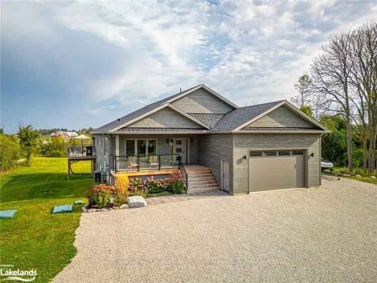 House For Sale in Meaford, Ontario