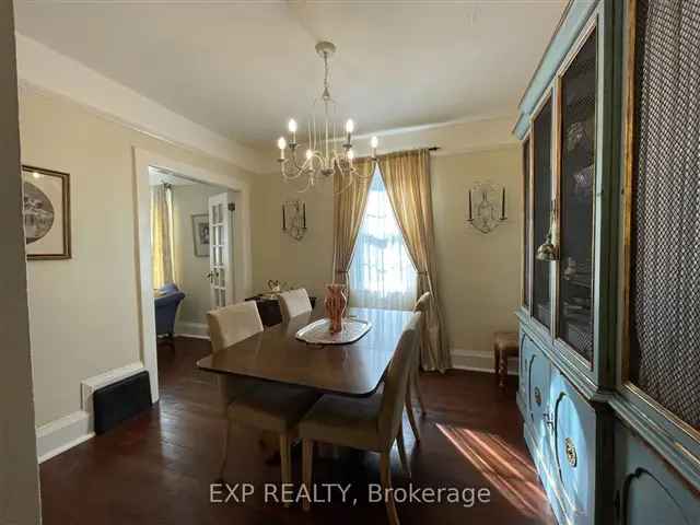 House For Sale in Belleville, Ontario