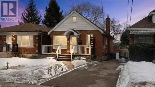 House For Sale In Henderson-Sky Acres, Brantford, Ontario