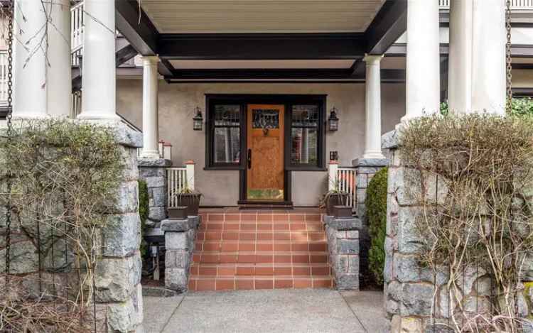Miramonte Estate: Historic Rockland Home