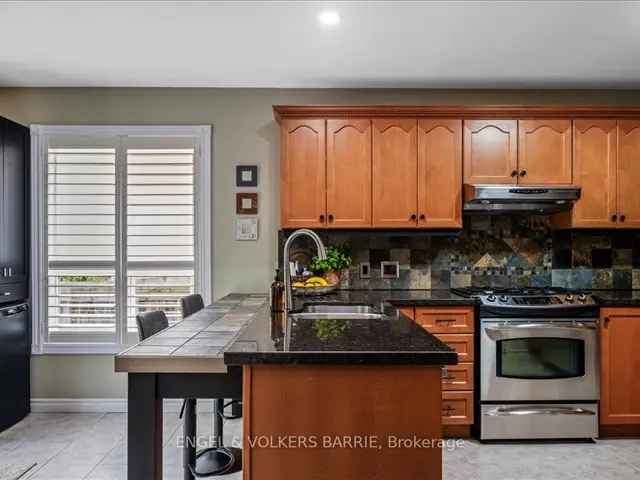 House For Sale in Barrie, Ontario