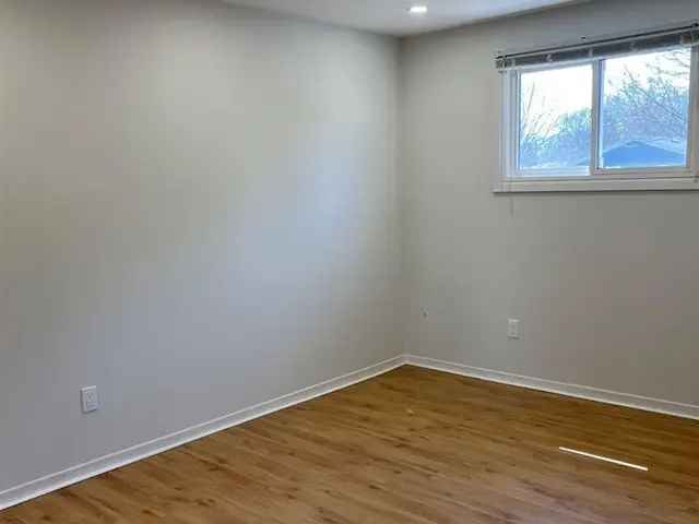 Townhouse For Rent in Barrie, Ontario