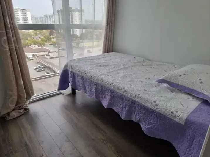 Rent Private Room with Private Bath in Luxury Condo Near Amenities