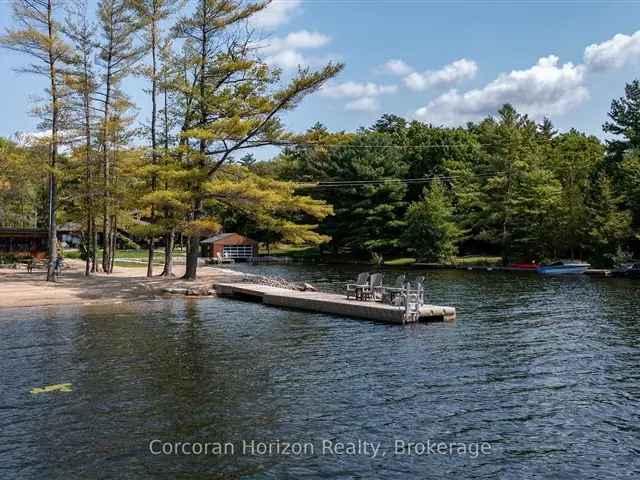 Luxury Waterfront Bungalow on Gloucester Pool