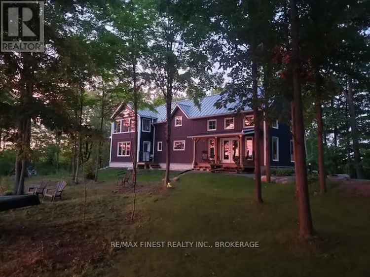 House For Sale in 3855, Hideaway Lane, South Frontenac, Ontario