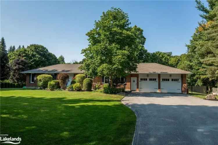 House For Sale in New Tecumseth, Ontario