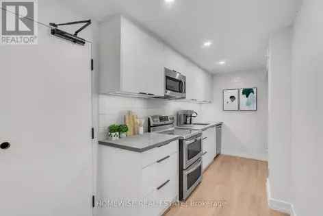 3 rooms apartment of 488 m² in Toronto