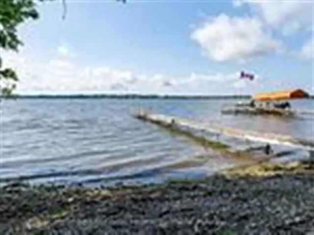 Waterfront Home Hay Bay 3 Bedroom 2 Bath New Septic