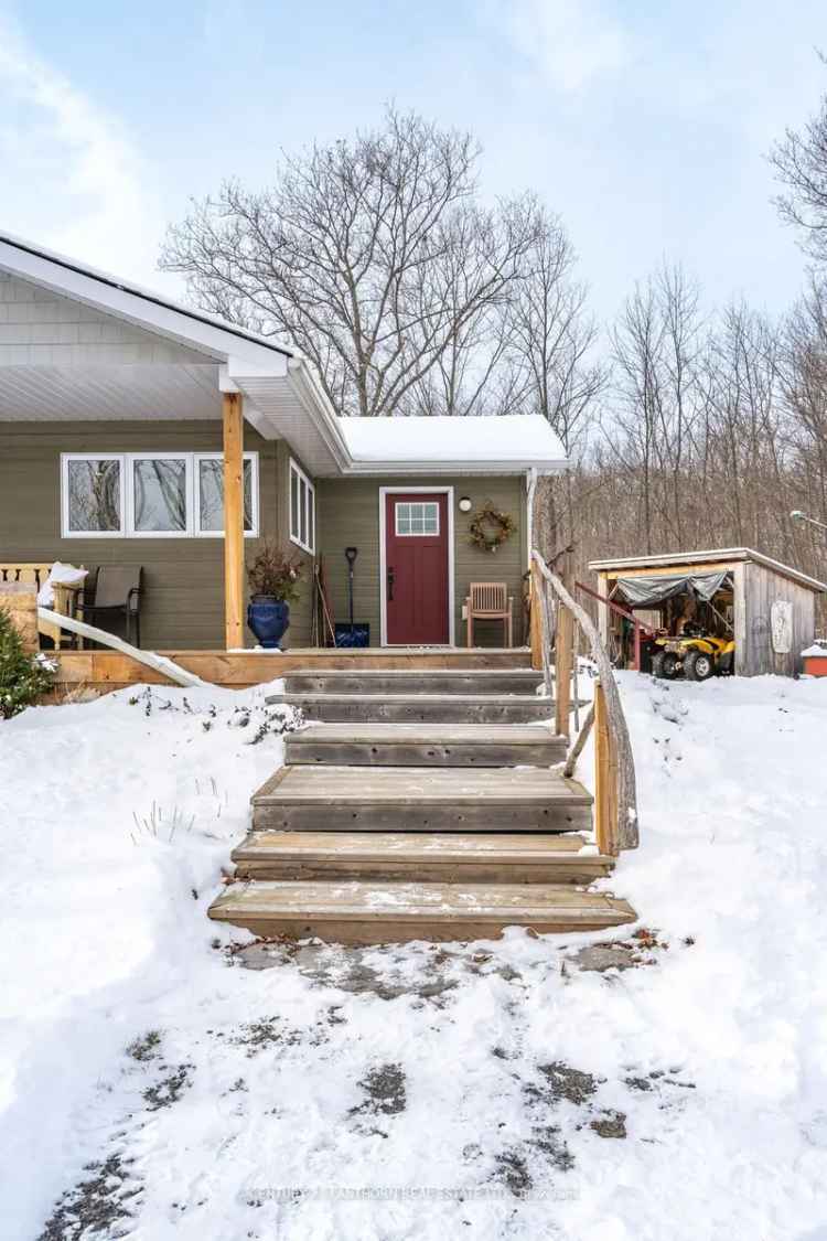 Buy Bungalow in Tranquil Belleville Area with Nature Trails and Outdoor Kitchen