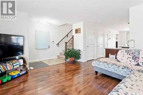 4 Bedroom Semi-Detached Home in Stonebridge Saskatoon
