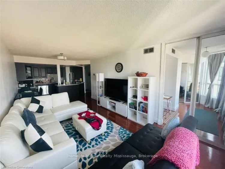 Bright 2-Bedroom Condo near Square One