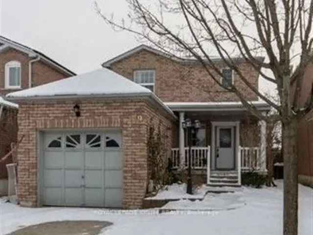 Modern 3 Bed 3 Bath Detached Home in Georgetown South