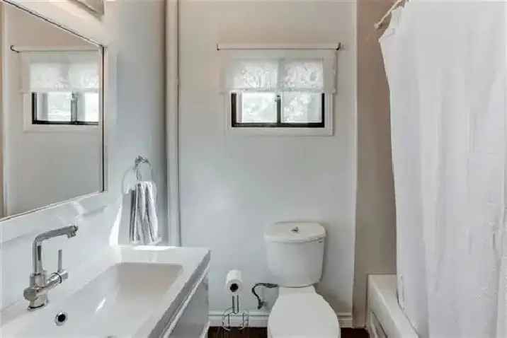 3 Bed - 2 Bath -1200 sqft, House for Rent in Toronto - @ $ 3,300