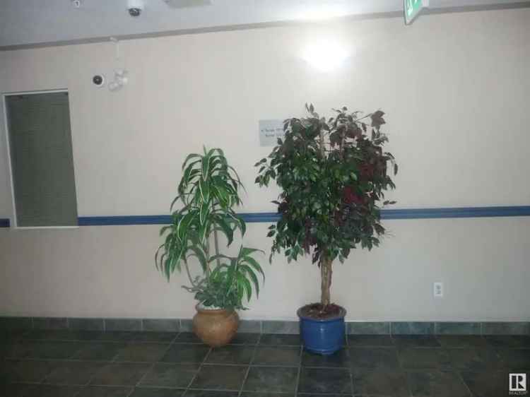 Two Bedroom Condo with In-Suite Laundry and Parking
