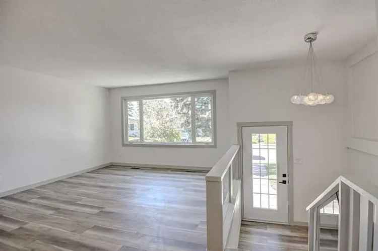 House For Sale , Calgary, Alberta