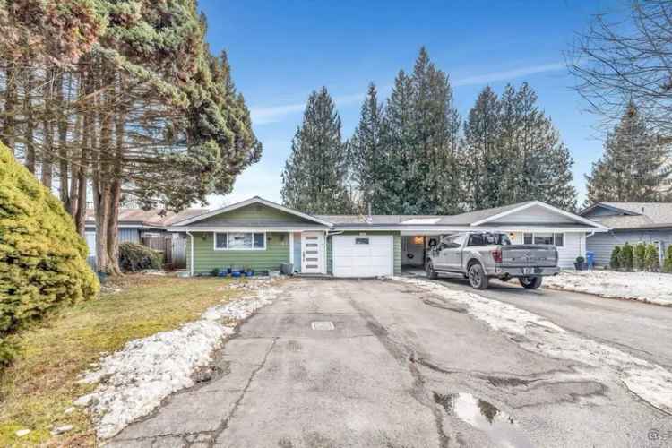 House For Sale in Abbotsford, British Columbia