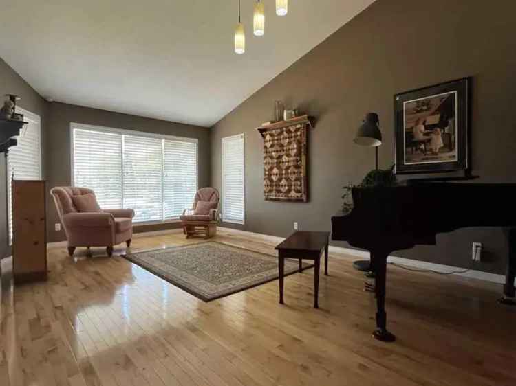 House For Rent in Lethbridge, Alberta