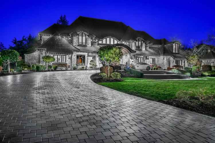 A $8,000,000.00 House with Acreage with 11 bedrooms in Panorama Ridge, Surrey