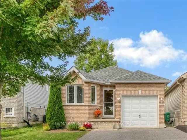 House For Sale in Peterborough, Ontario