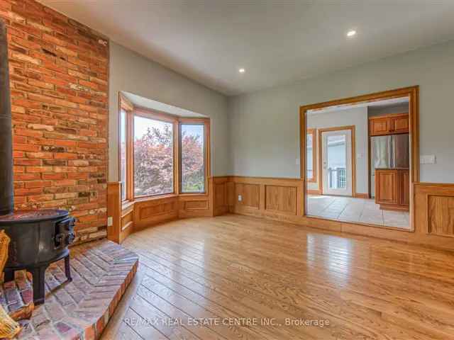 House For Sale in Milton, Ontario