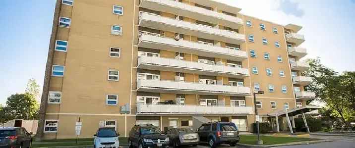 St. Andrews Towers East - 1 Bedroom Apartment for Rent