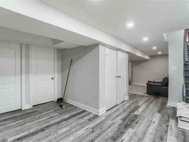 Peel Village Detached Bungalow - Fully Renovated - Huge Rental Potential