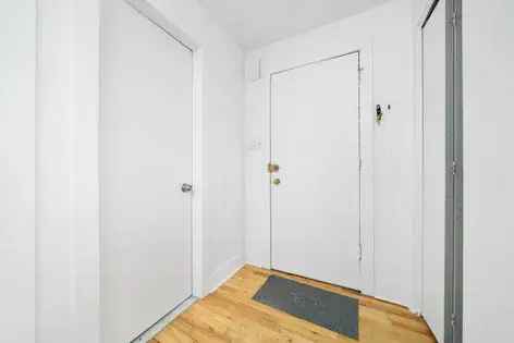 1 room apartment of 101 m² in Montreal