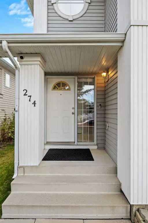 House For Rent in Calgary, Alberta