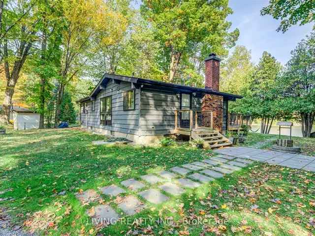 Stunning Waterfront Viceroy Home Kawartha Lakes