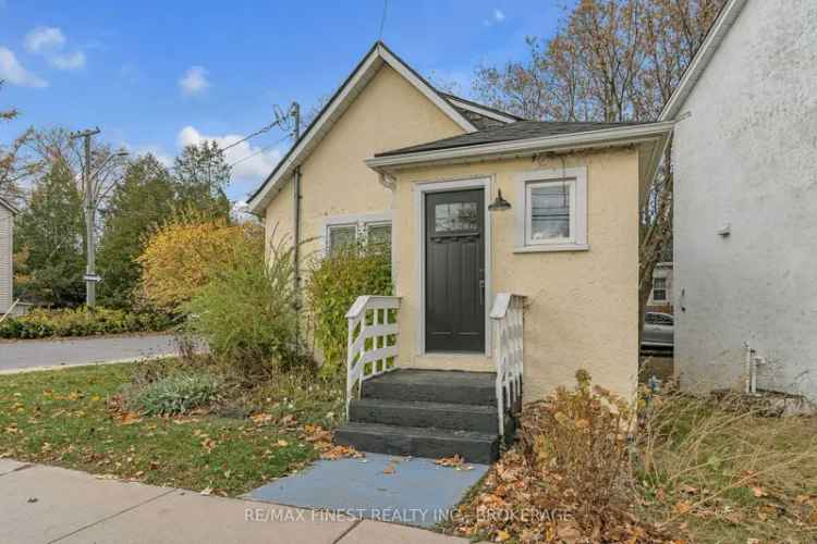 House For Sale in Kingston, Ontario