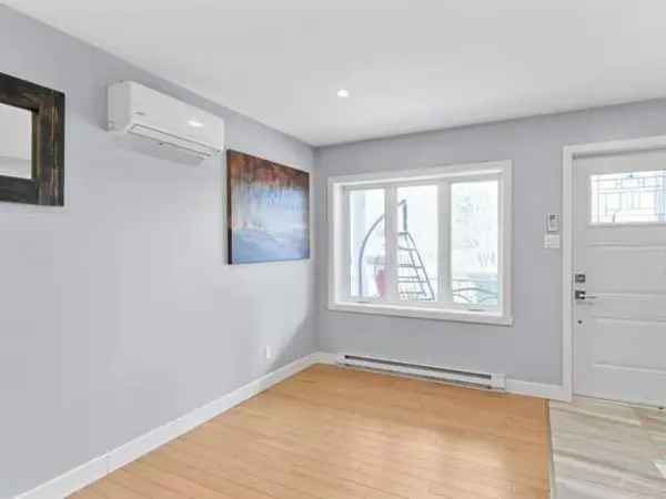 Renovated Bungalow for Sale Montérégie