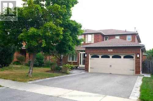 House For Sale In Clearview, Oakville, Ontario